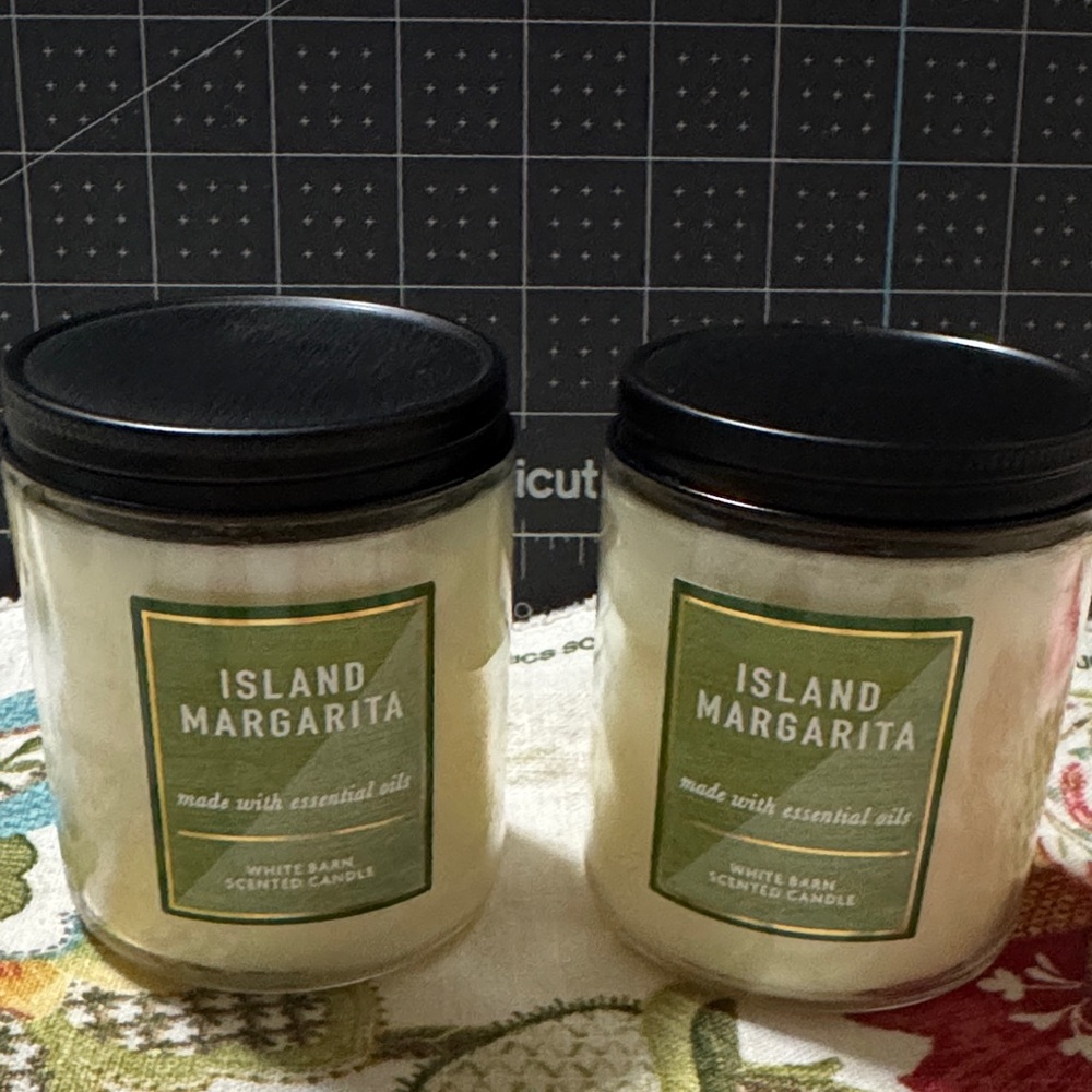 2 New White Barn Island Margarita Candles with Black Lids